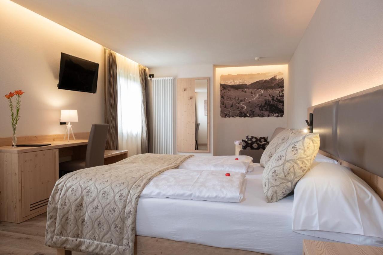 Canada Hotel 3*