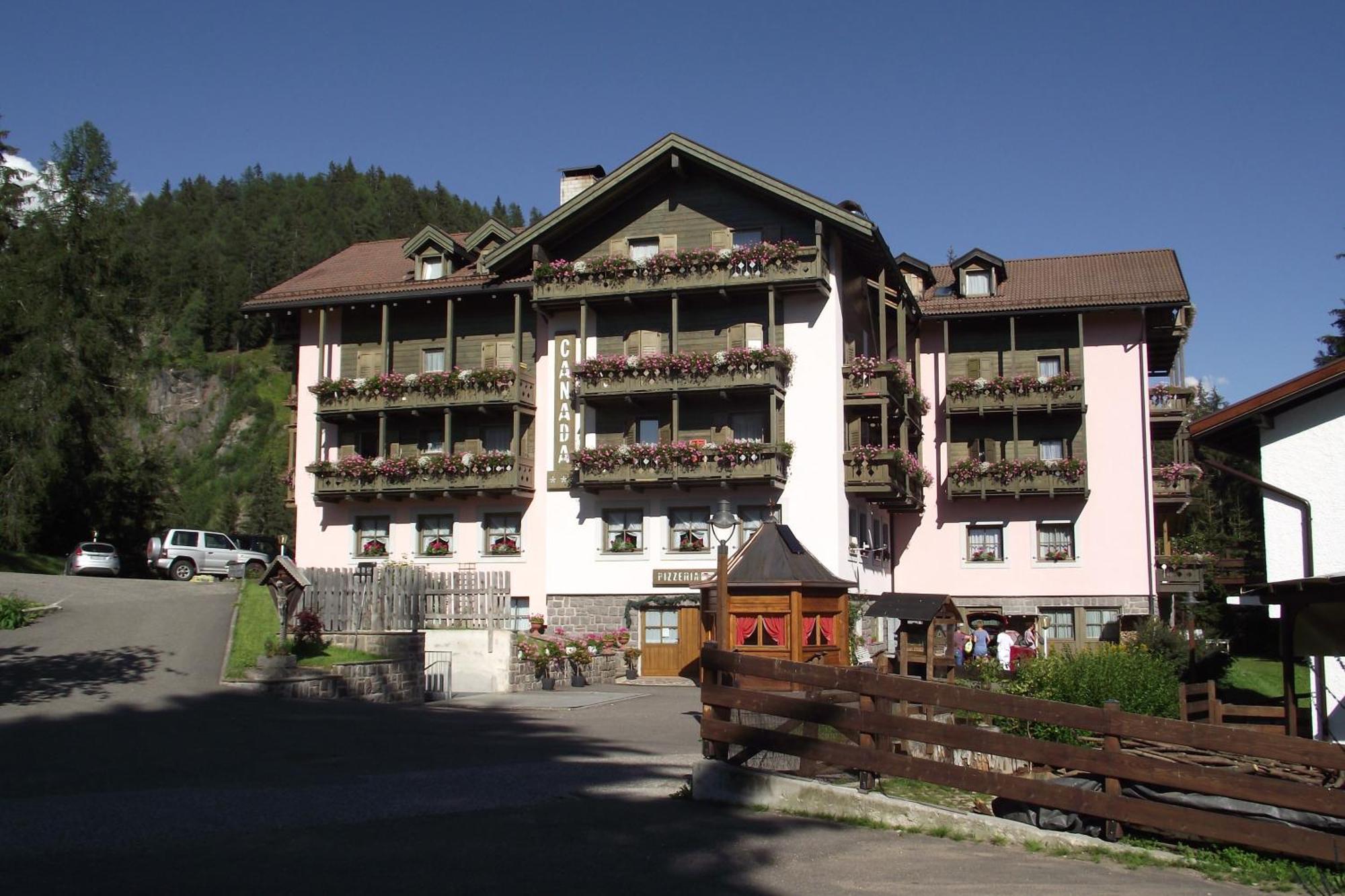Hotel Canada Predazzo